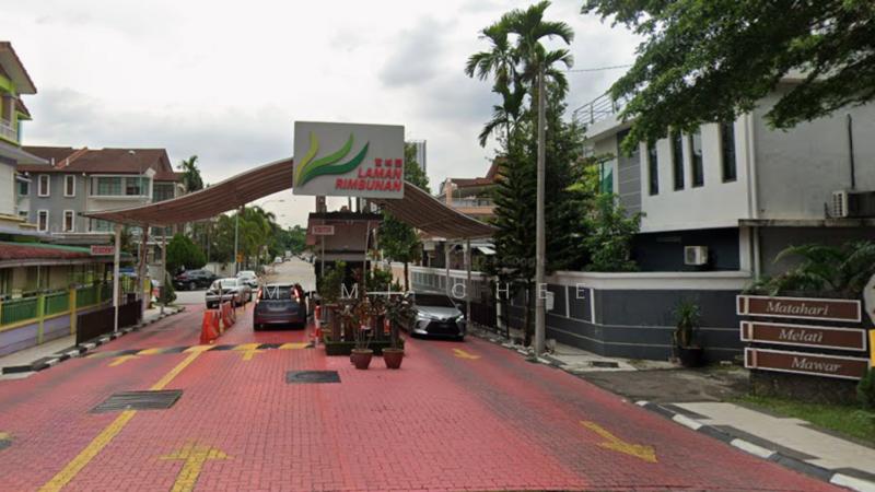 Laman Rimbunan - 4