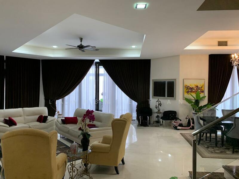 Gallery @ U-Thant - 3