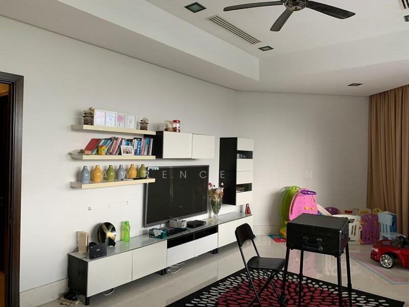 Gallery @ U-Thant - 4