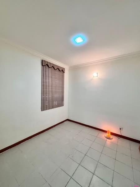 Lake View Suites - 3