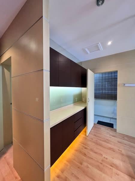 Lake View Suites - 2