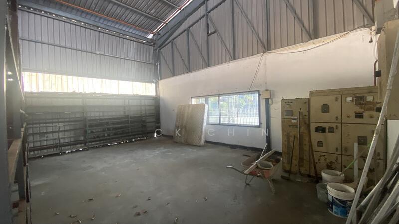 Sri senawang light industry industrial perindustrian seremban factory - 4