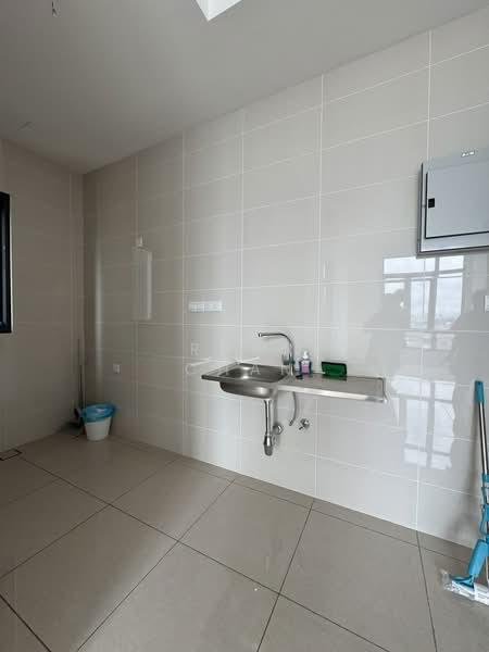 The Maple Residences - 3