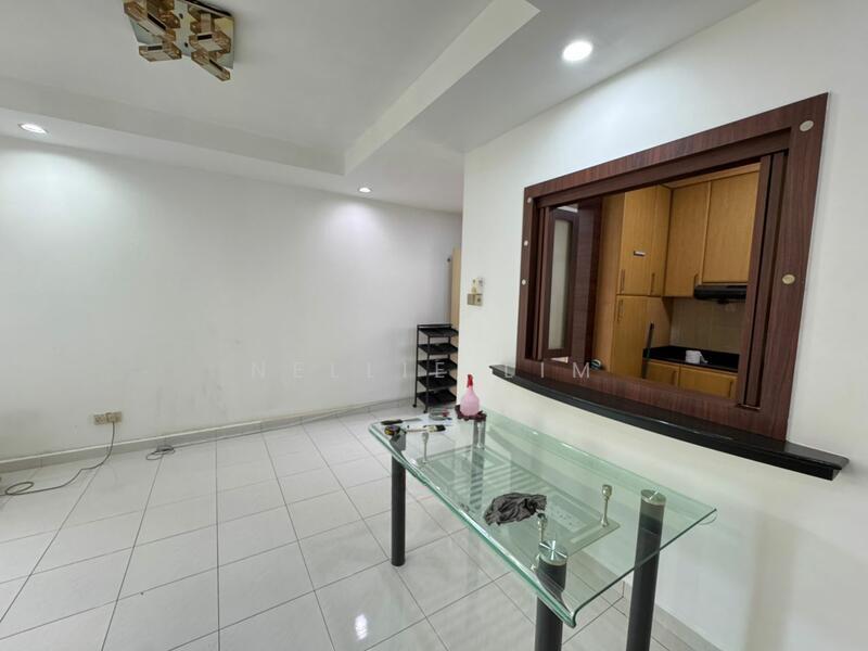 Larkin Residence (Phase One) - 4