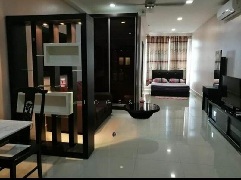 Shaftsbury Residence - 2