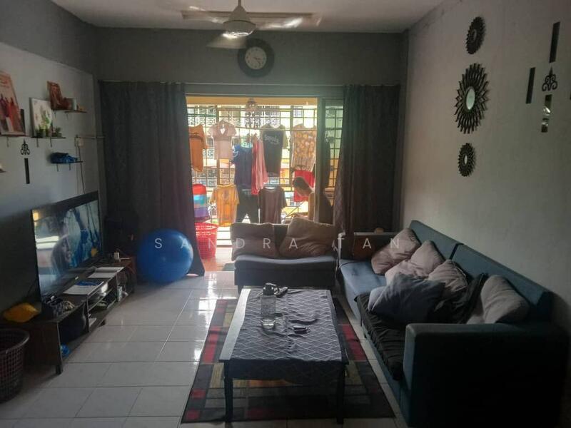 Lily & Jasmine Apartment - 2