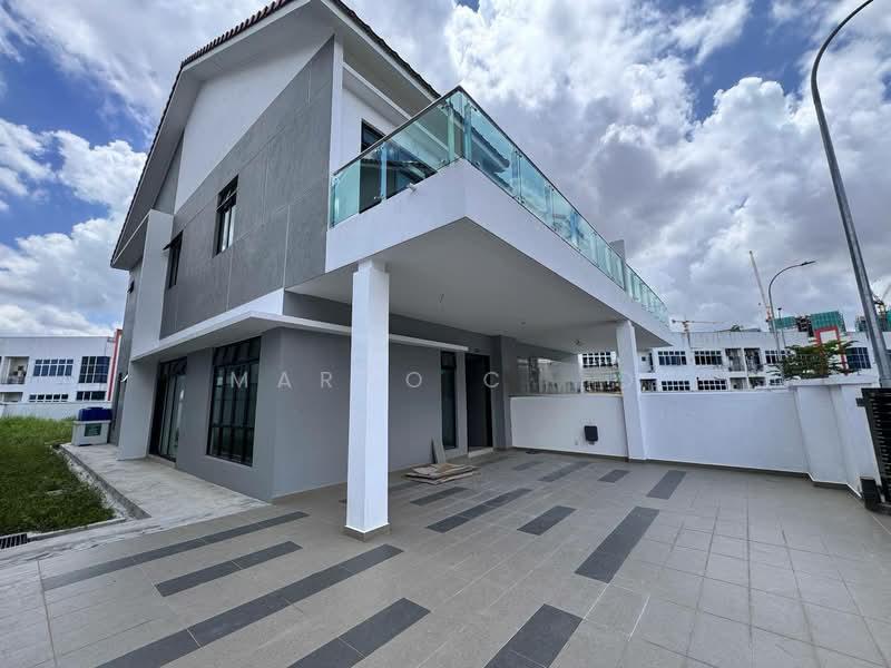 Taman Mount Austin - 1