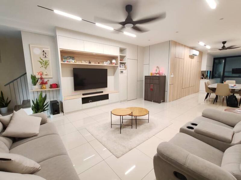 Sunway citrine lakehomes - 1