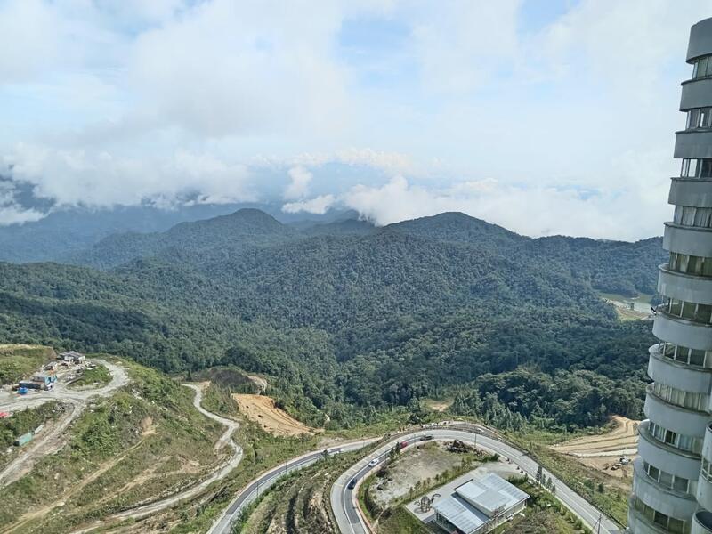 Golden Hills Resort (Amber Court Apartment) - 3