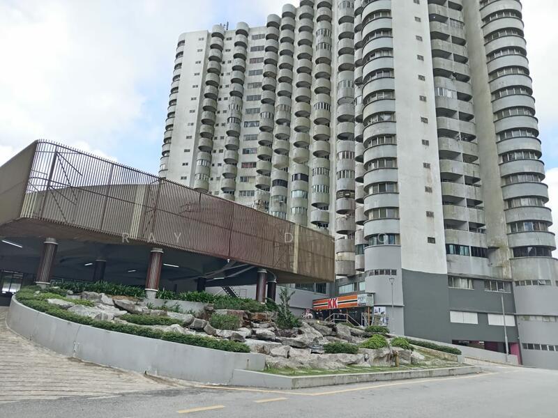 Golden Hills Resort (Amber Court Apartment) - 2