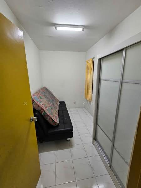 Lestari Apartment - 4