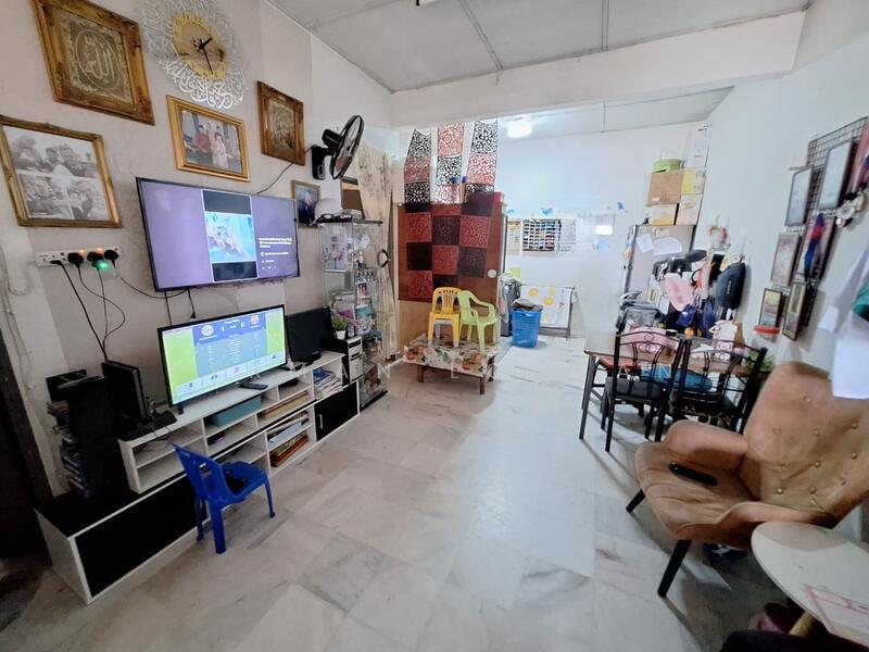 FACING OPEN NEAR MOSQUE 1 Storey Terrace Bandar Baru Kuala Selangor - 1