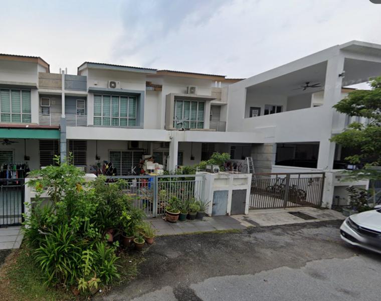 Below Market Value; 2 Sty Mid Terrace @ Bandar Saujana Putra - 1
