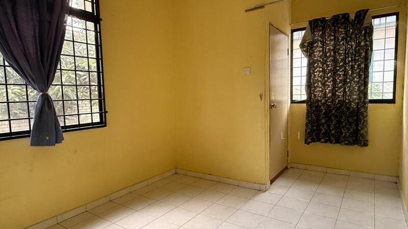 Taman Kelisa Ria - 4