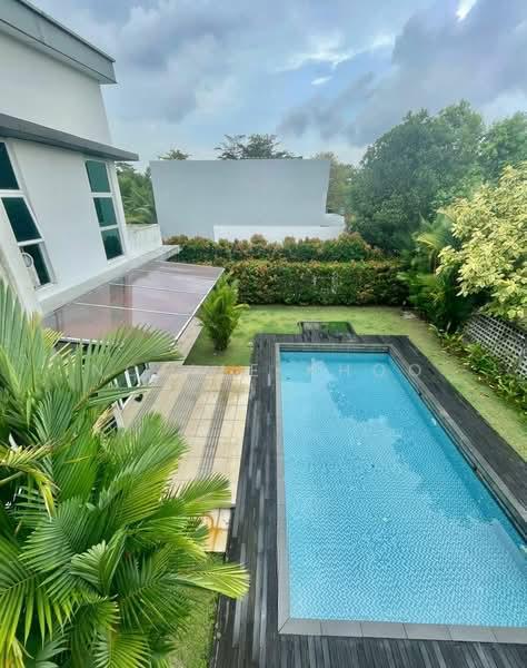 Noble Park Grand Pool Villas East Ledang - 2