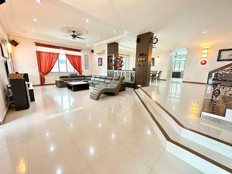 Bandar Sungai Long - 3