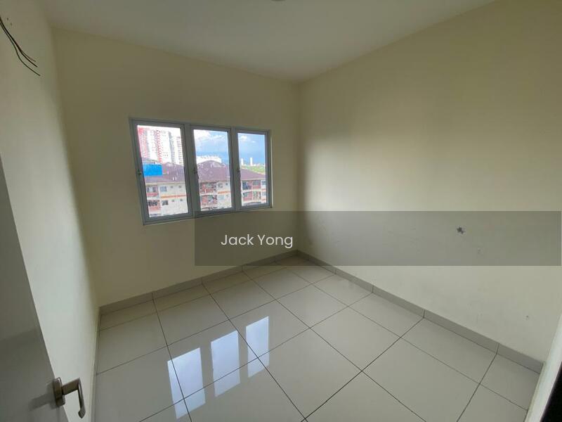 Koi Suites - 2