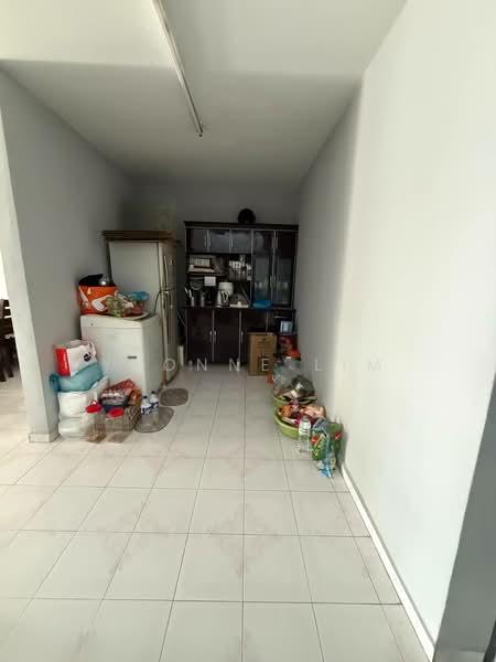 Taman Ungku Tun Aminah - 3