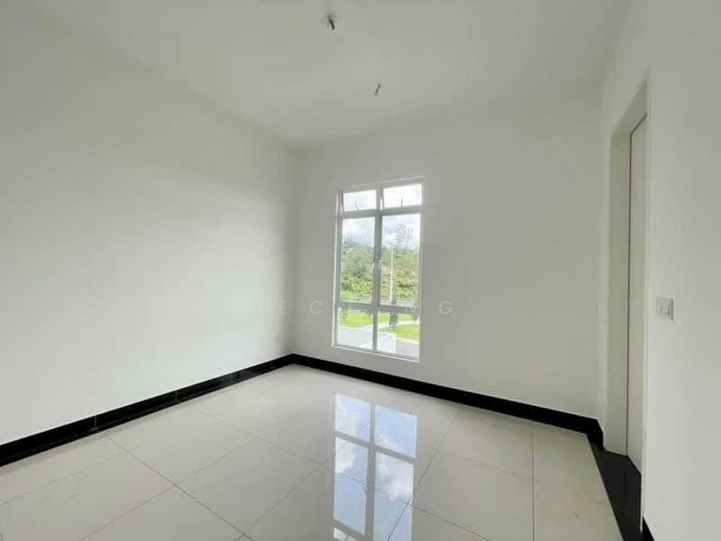Selayang - 4