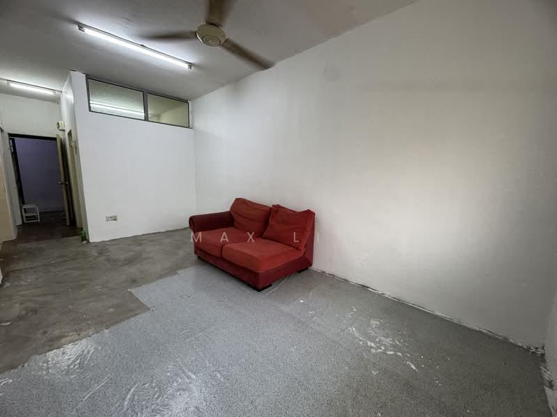 Flat PKNS Section 7 - 5