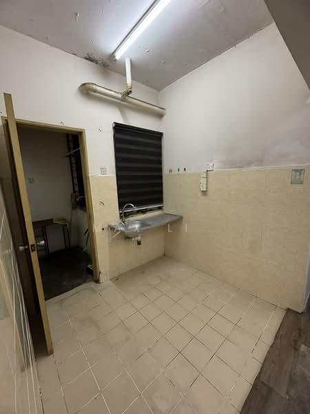 Flat PKNS Section 7 - 3