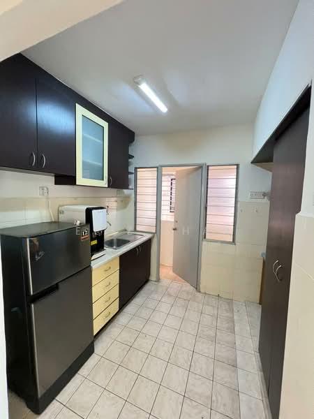 saujana apartment - 3