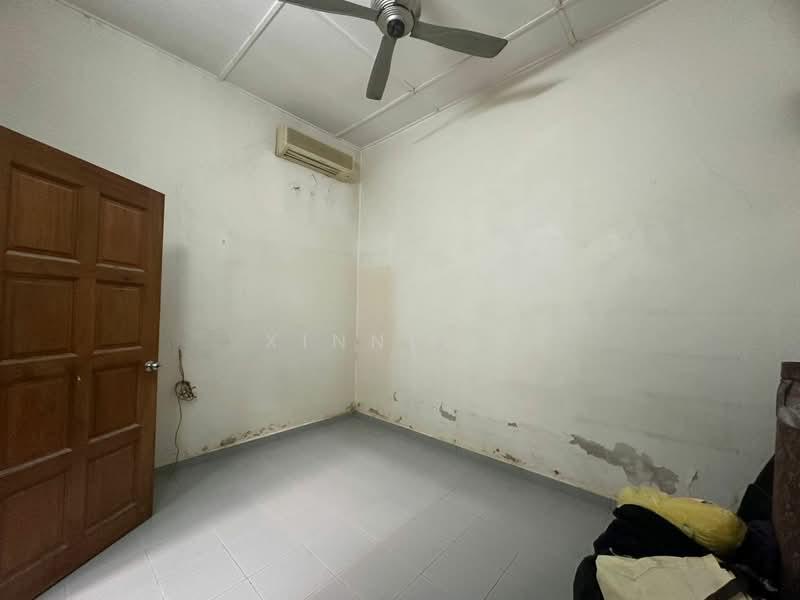 Single Storey Terrace Batu Lancang - 5
