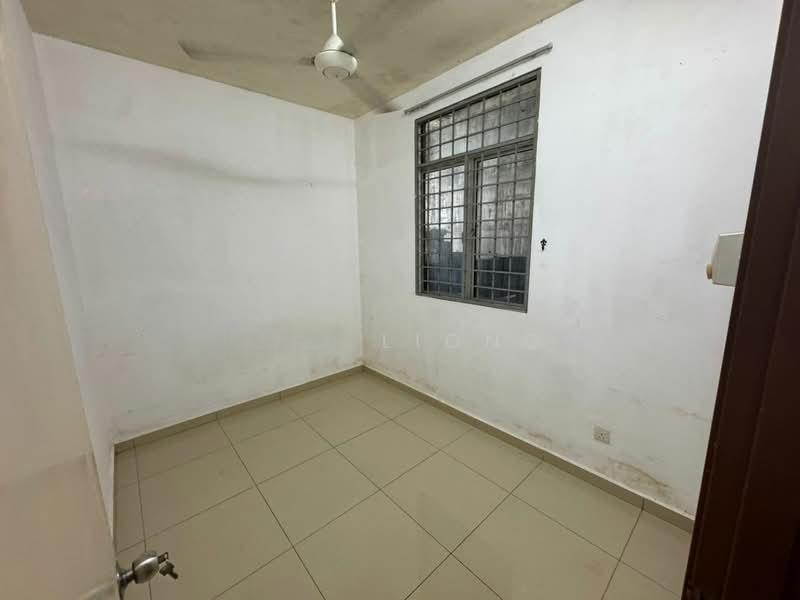 zenith residences, seri kembangan - 4