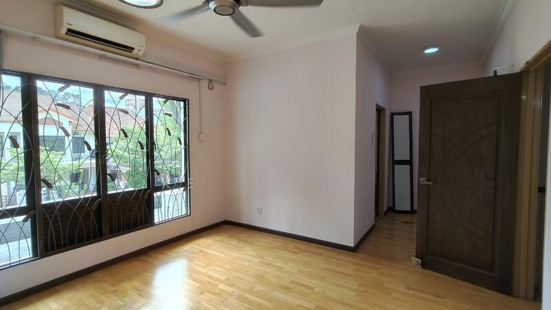 Bandar Kinrara 9 - 1