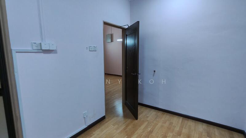 Bandar Kinrara 9 - 5