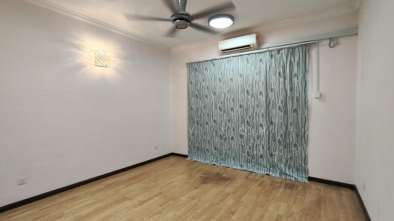 Bandar Kinrara 9 - 4