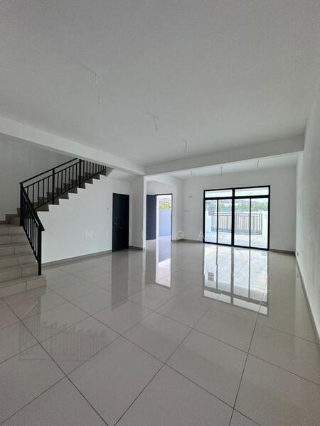 BANDAR CEMERLANG - 1