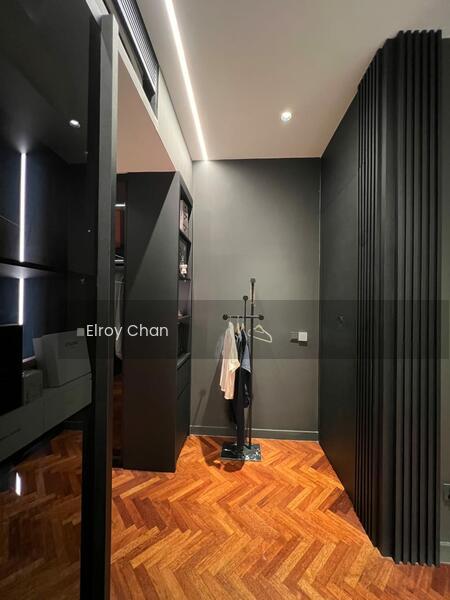 Avira Medini Iskandar - 4