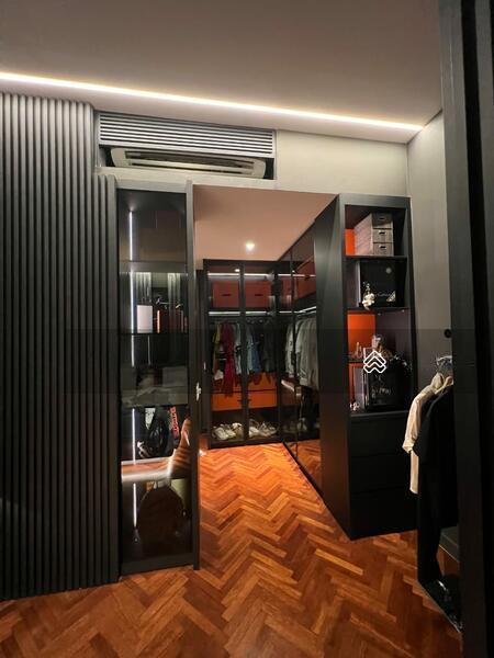 Avira Medini Iskandar - 3