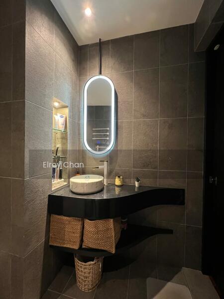 Avira Medini Iskandar - 2