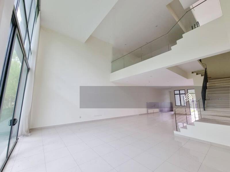 Reflexion Pool Villa Puchong - 1