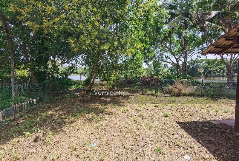 Pantai Sepang Putra - 3