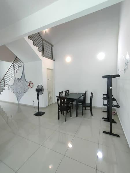 BUKIT INDAH BANDAR NUSAJAYA - 2