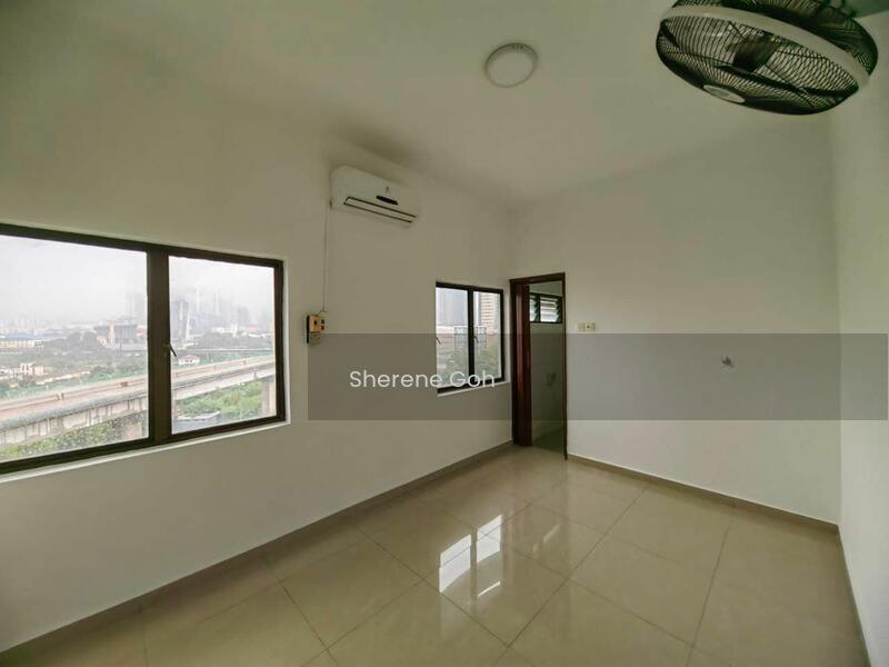 Menara Seputih - 4
