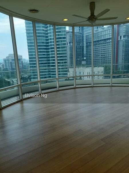 The Oval - 4