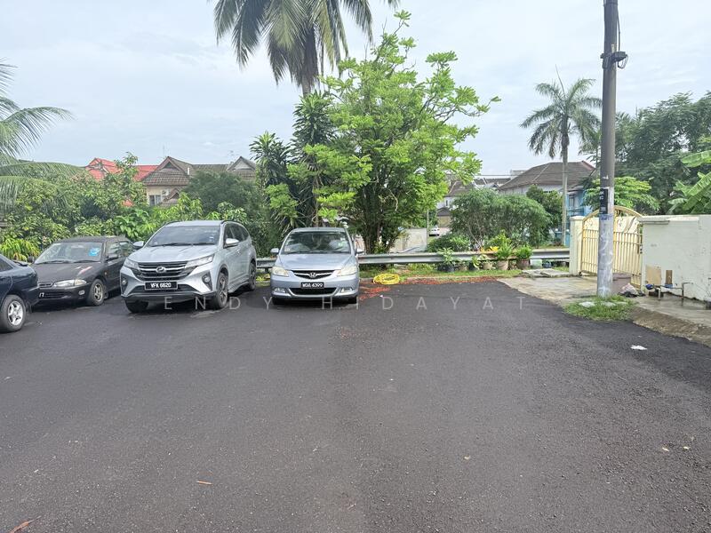 Single storey terrace Bandar kinrara - 2