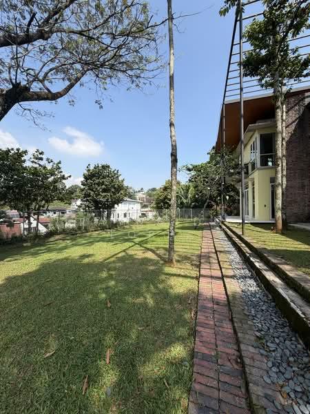 Ukay Heights Bungalow - 2