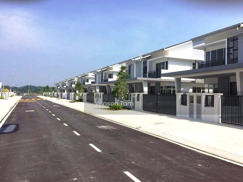M Residence 2 Caspia Semi D Rawang - 1