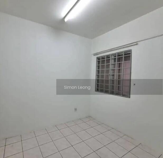 Flora Damansara Apartment - 4