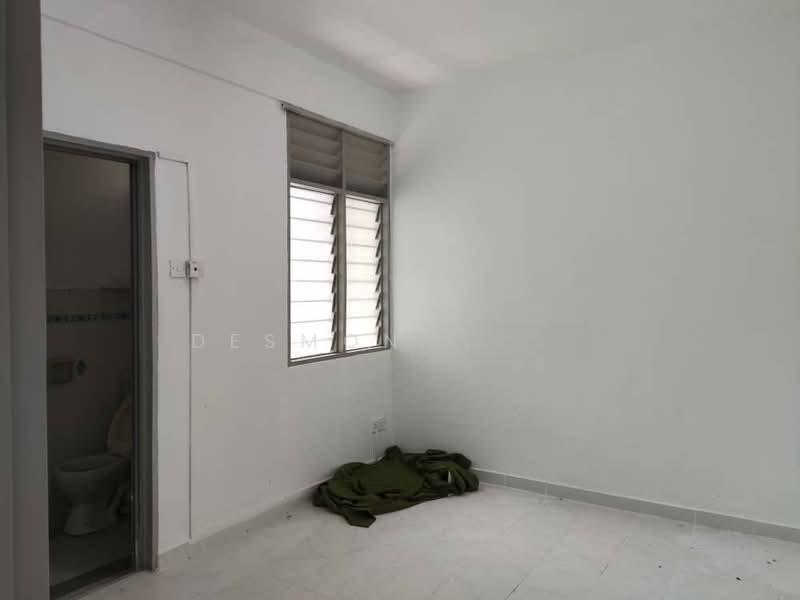 Taman Sri Setia - 4
