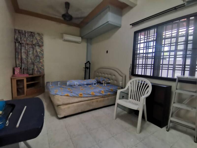Straits Court - 3