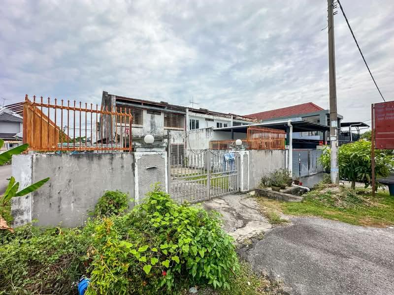 End Lot with Extra Land 2 Storey @ AU2, Taman Keramat KL - 1