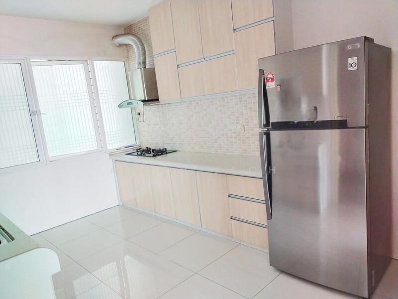 Central Park condominium - 4