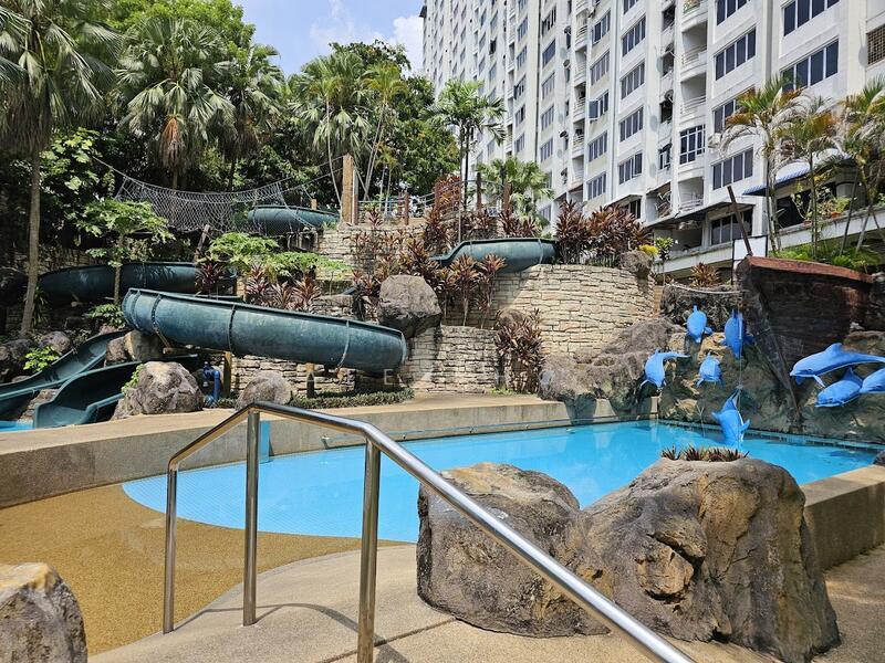 N-Park Condominium - 4