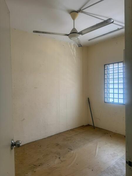 Pangsapuri Arista - 4